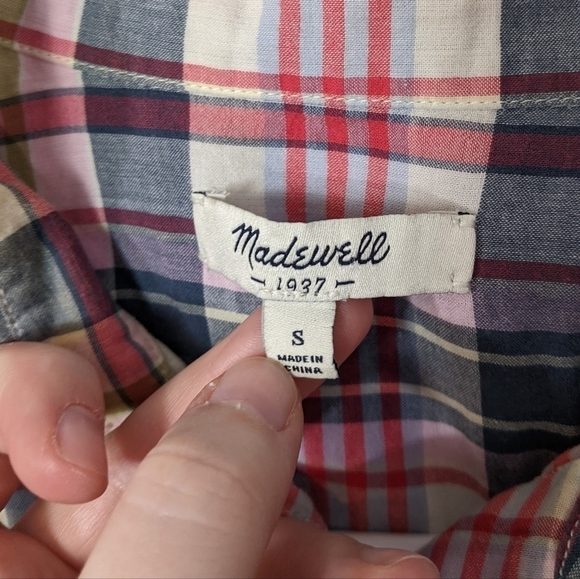 Madewell Plaid Coastal Cowgirl Grey and Red Button Down Utility Shirt Size‎ S - Picture 2 of 4